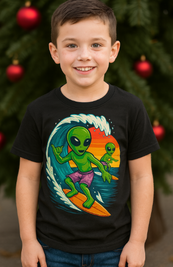 Aliens Surfing